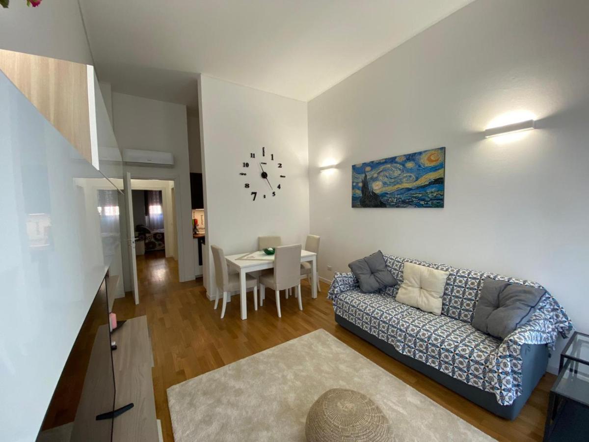 Fifty Eight Apartment *